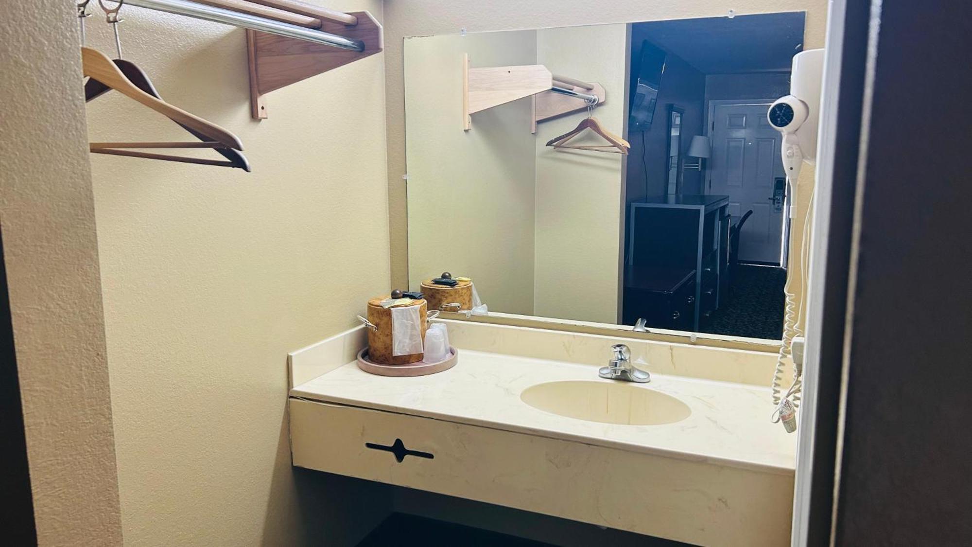 Budget Motel 3*